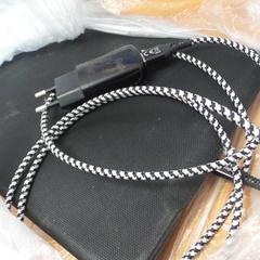 Ipad がiLostで Carlton Beach Hotel によって報告されました