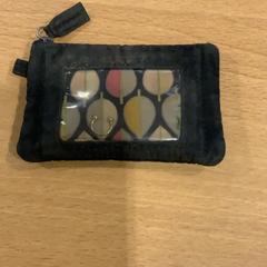 Billetera Lopez, ha sido reportado por Gemeente Amsterdam con iLost