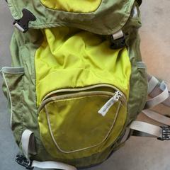 Bolsa Grüner Rucksack mit Inhalt, segundo informou hoop Kirche - Campus Achim usando iLost