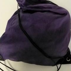 Bolsa de ximnasia, segundo informou Regio Antwerpen - Brussel usando iLost