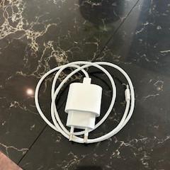 Oplader, zoals gemeld door Van der Valk Hotel Veenendaal met iLost