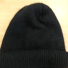 Kläder Muts, rapporterat av Regio Limburg - Leuven med iLost