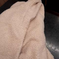 ジャケット がiLostで Rotterdam The Hague Airport によって報告されました