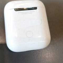 En airpodcase がiLostで Qbuzz GD Groningen HS によって報告されました