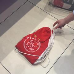 Box, as reported by Johan Cruijff ArenA using iLost