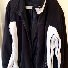 Txalekoa & Giltzak, gisa salatu by Qbuzz DMG iLost erabiliz