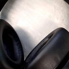 Sluchátka Zwart, jak nahlášeno Arriva Friesland / Groningen pomocí iLost