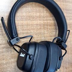 Auriculars, segons ha informat Qbuzz DMG mitjançant iLost