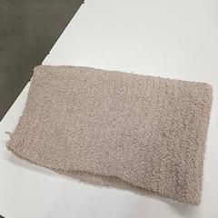 Neck bag beige, as reported by IKEA Clermont Ferrand using iLost