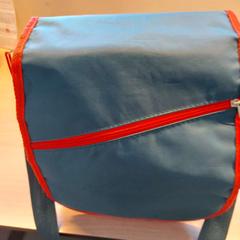 Borsa - groen, come riportato da Centraal magazijn utilizzando iLost