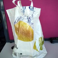 Bolsa de plástico, segundo informou Twisto usando iLost