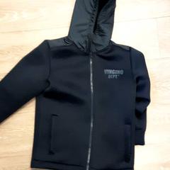 Veste, a été signalé par Diergaarde Blijdorp utilisant iLost