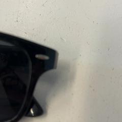 Gafas de sol, ha sido reportado por Liquicity Festival con iLost