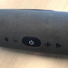Bluetooth reproduktor, jak nahlášeno Gemeente Arnhem pomocí iLost