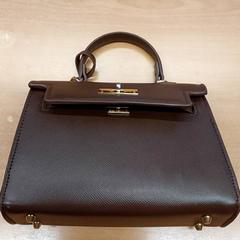 Poltsa - handtas, gisa salatu by Centraal magazijn iLost erabiliz