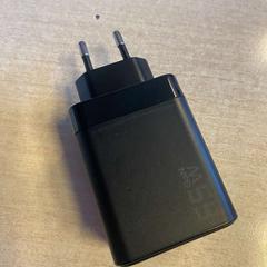 Adapter, zgłoszono przez Hotel Apeldoorn przy użyciu iLost