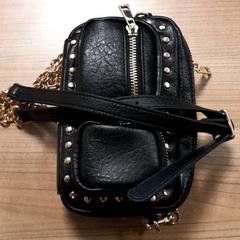 Bolsa Zwart, ha sido reportado por Transdev Hoeksche Waard Goeree Overflakkee con iLost