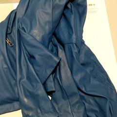 Kläder - Jas, rapporterat av Regio Limburg - Leuven med iLost