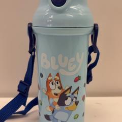 Drikkeflaske, som rapportert av IKEA Tokyo-Bay ved bruk av iLost