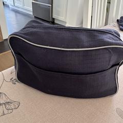 Trousse de coiffure, iLost에 보고됨
