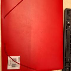 Clutch bag Pochette cle carte grise, as reported by IKEA Montpellier using iLost