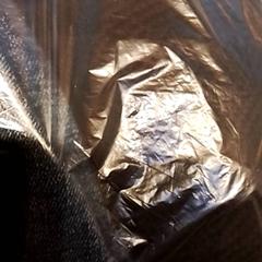 Tas met kleren, gemeldet von Beekse Bergen Resorts en Hotel über iLost