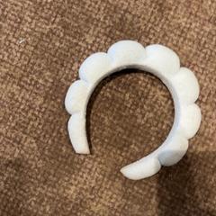 Gumička do vlasů, jak nahlášeno Van der Valk Hotel Apeldoorn - De Cantharel pomocí iLost