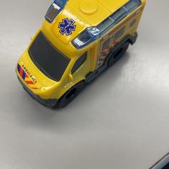 장난감 Ambulance, iLost를 사용하여 Burgers' Zoo에 보고됨