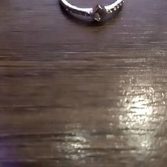 مجوهرات (متنوعة)، كما تم الإبلاغ عنه بواسطة Leonardo Royal Hotel Amsterdam عبر iLost