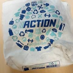 Saco - Stoffen tas, como reportado por Regio Oost-Vlaanderen utilizando o iLost