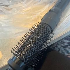 Sèche cheveux zwart, a été signalé par Haven Hotel Rotterdam utilisant iLost