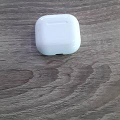 AirPods, som rapportert av EBS Tramplein ved bruk av iLost