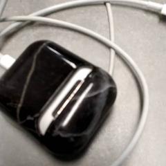 Earphones case Zwart, met oortjeshouder wit, as reported by Arriva Friesland / Groningen using iLost