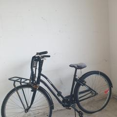 Damesfiets  B twin, como reportado por Stadswerk072 utilizando o iLost