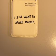 Kártyatartó, amint azt Pathé Schiedam az iLost segítségével jelentette.