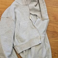 Hoodie, zoals gemeld door Paaspop 2025 met iLost