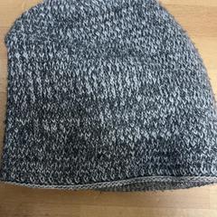 قبعة صغيرة grijs، كما تم الإبلاغ عنه بواسطة IKEA Amersfoort عبر iLost