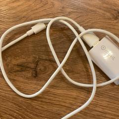 充電器 がiLostで MEININGER Hotel Marseille Centre la Joliette によって報告されました