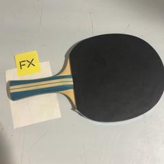 Tafeltennis, amint azt Fenix az iLost segítségével jelentette.