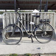 Bicicletta elettrica da uomo Giant zwart, come riportato da Fietsdepot utilizzando iLost