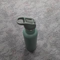 Drinking bottle, as reported by Qbuzz Fryslân using iLost