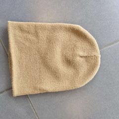 Beanie adidas, som rapportert av Regio Oost-Vlaanderen ved bruk av iLost