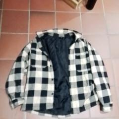 Bunda, jak nahlášeno Apenheul pomocí iLost