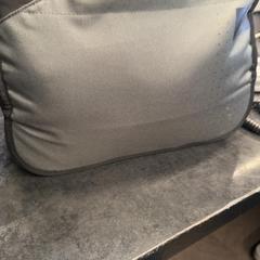 Torba, zgłoszono przez Rotterdam The Hague Airport przy użyciu iLost