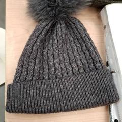 Beanie, som rapportert av IKEA Avignon ved bruk av iLost