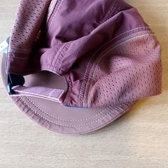 Kleding - Petje Bruin, zoals gemeld door Centraal magazijn met iLost