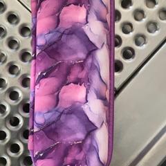 Malote & Saco de bolsa, como reportado por MEININGER Hotel Berlin Alexanderplatz utilizando o iLost