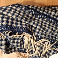 Xaile, como reportado por IKEA Paris Nord Roissy utilizando o iLost