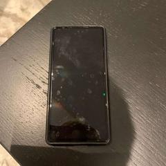 Teléfono Zwart hoesje met veel schuine strepen, segundo informou Van der Valk Hotel Amsterdam-Amstel usando iLost