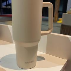 Beger Wit, som rapportert av Pathé Nijmegen ved bruk av iLost